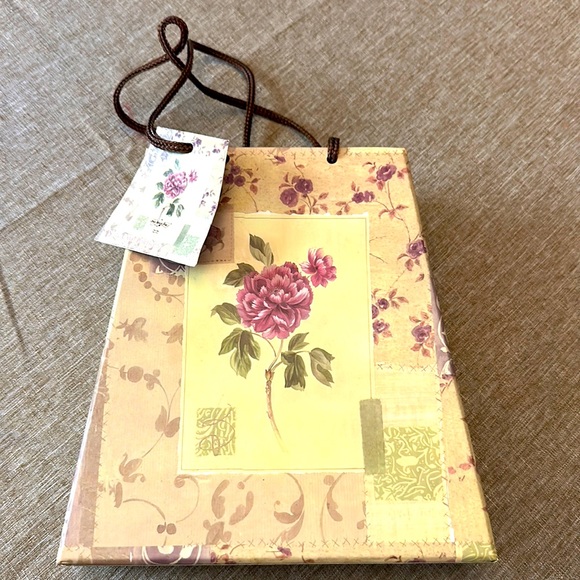 Once upon  rose note card portfolio 16 note cards & envelopes bag design NEW - Picture 1 of 5